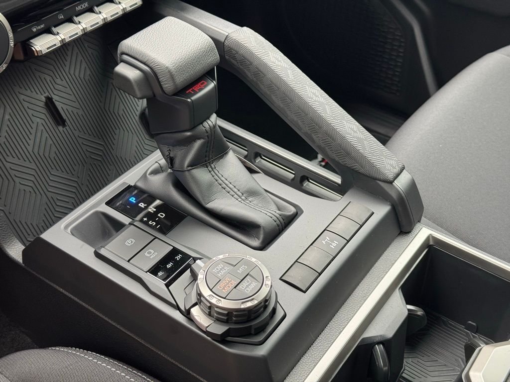 2025 Toyota Tacoma TRD Off Road - Photo 25