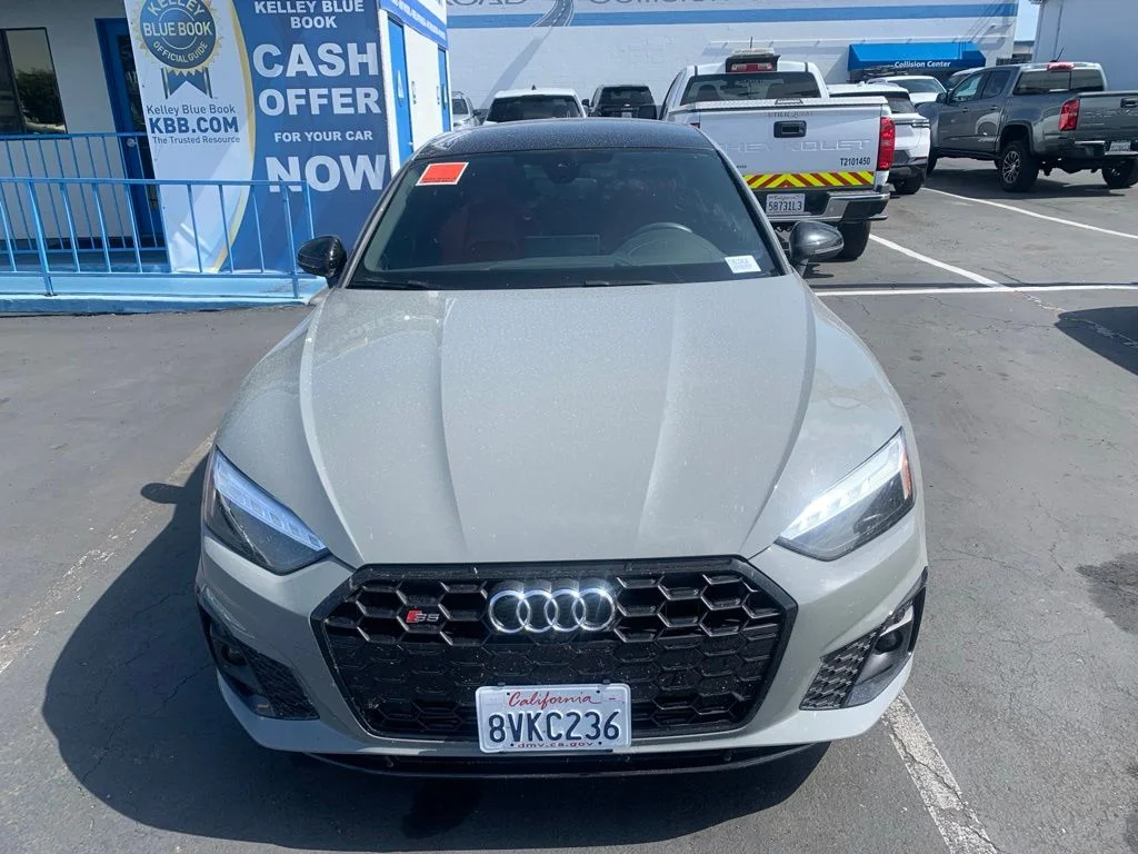 Used 2021 Gray Audi Premium Plus image 3