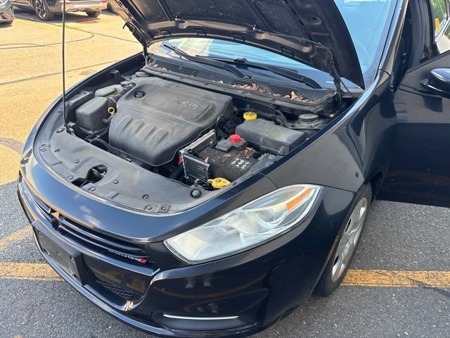 Used 2015 Pitch Black Clearcoat Dodge SE image 17