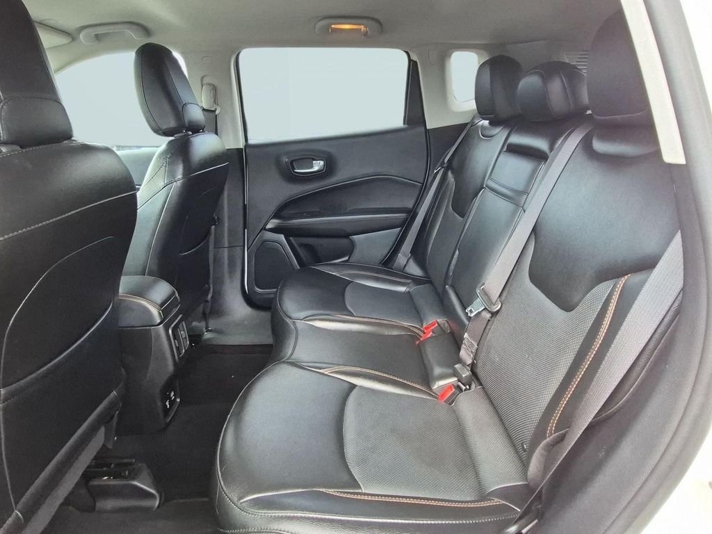 Used 2020 White Clearcoat Jeep Limited image 21