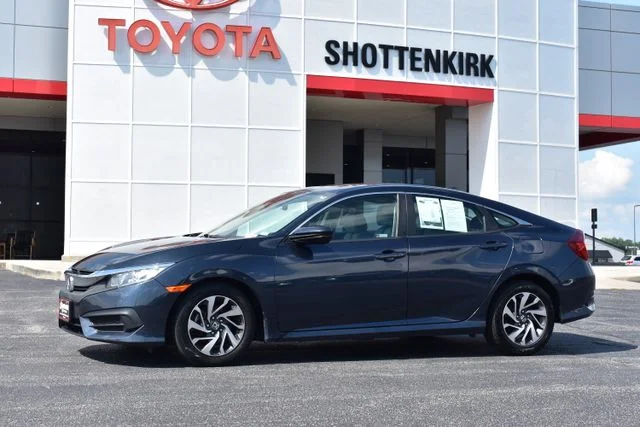 Used 2018 Gray Honda EX image 1