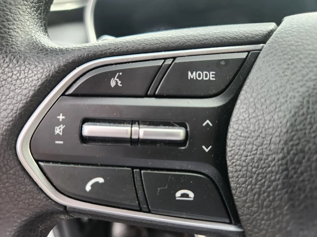 Used 2022 Gray Hyundai SEL image 19