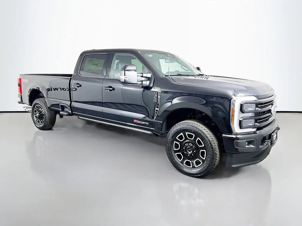 2026 Ford F-350 Platinum 4x4 Crew Cab 8' Box SRW's photo
