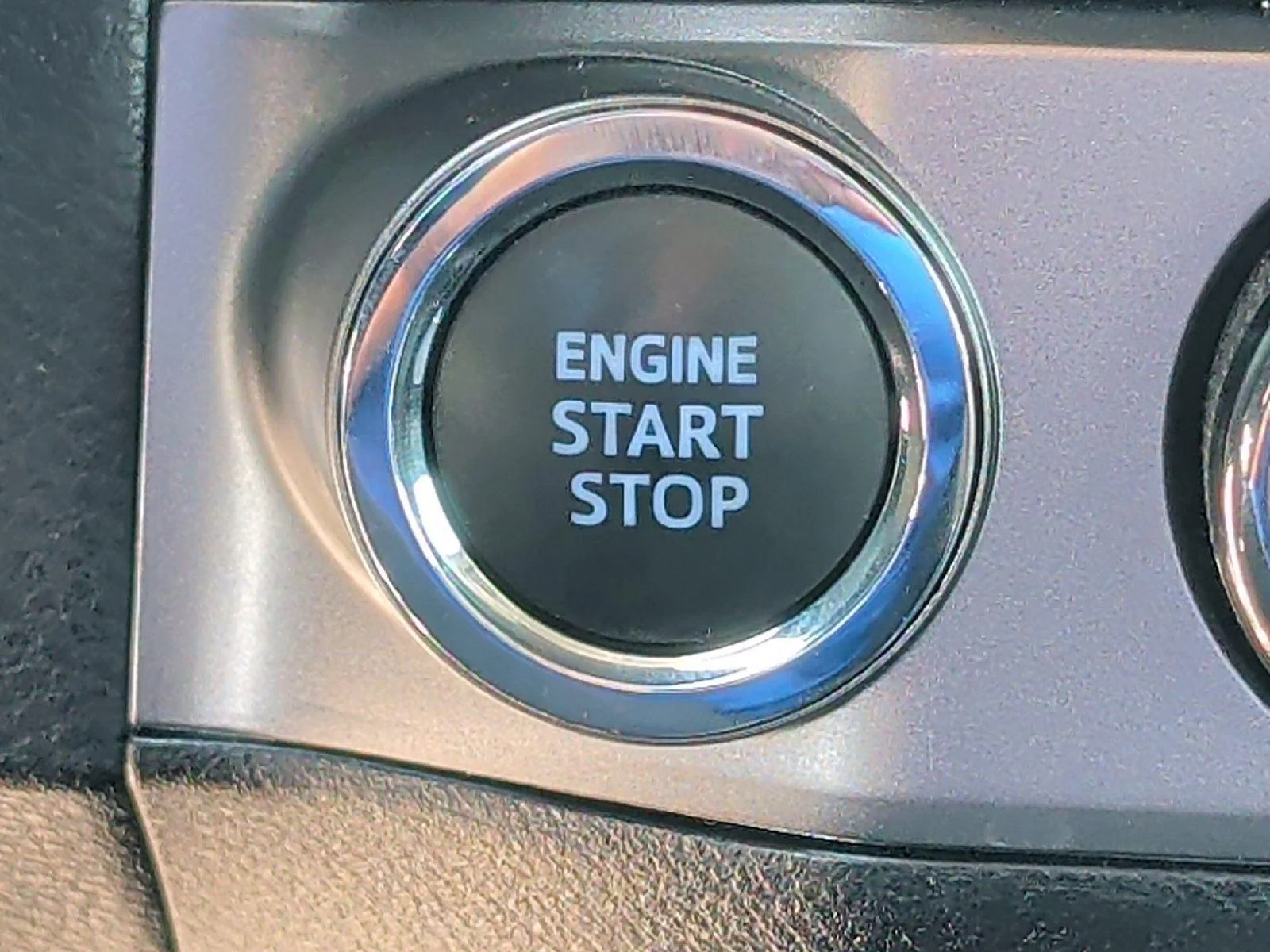Used 2023 Ice Cap Toyota SR5 image 23