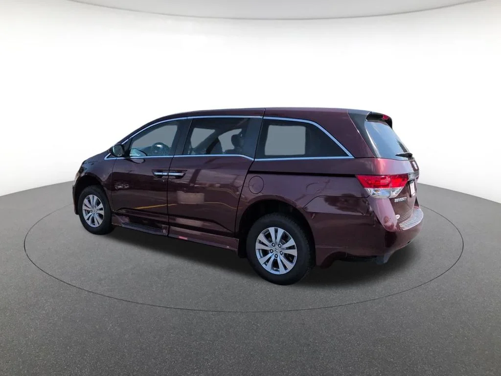 Used 2016  Honda EX-L image 6