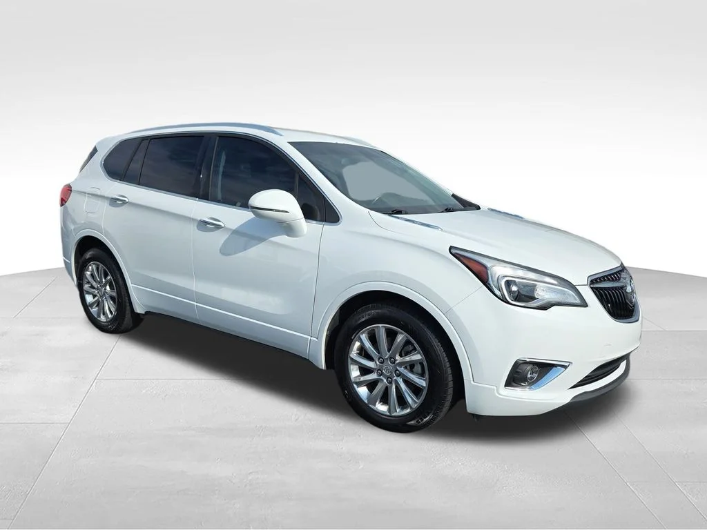 Used 2019 White Buick Essence image 3
