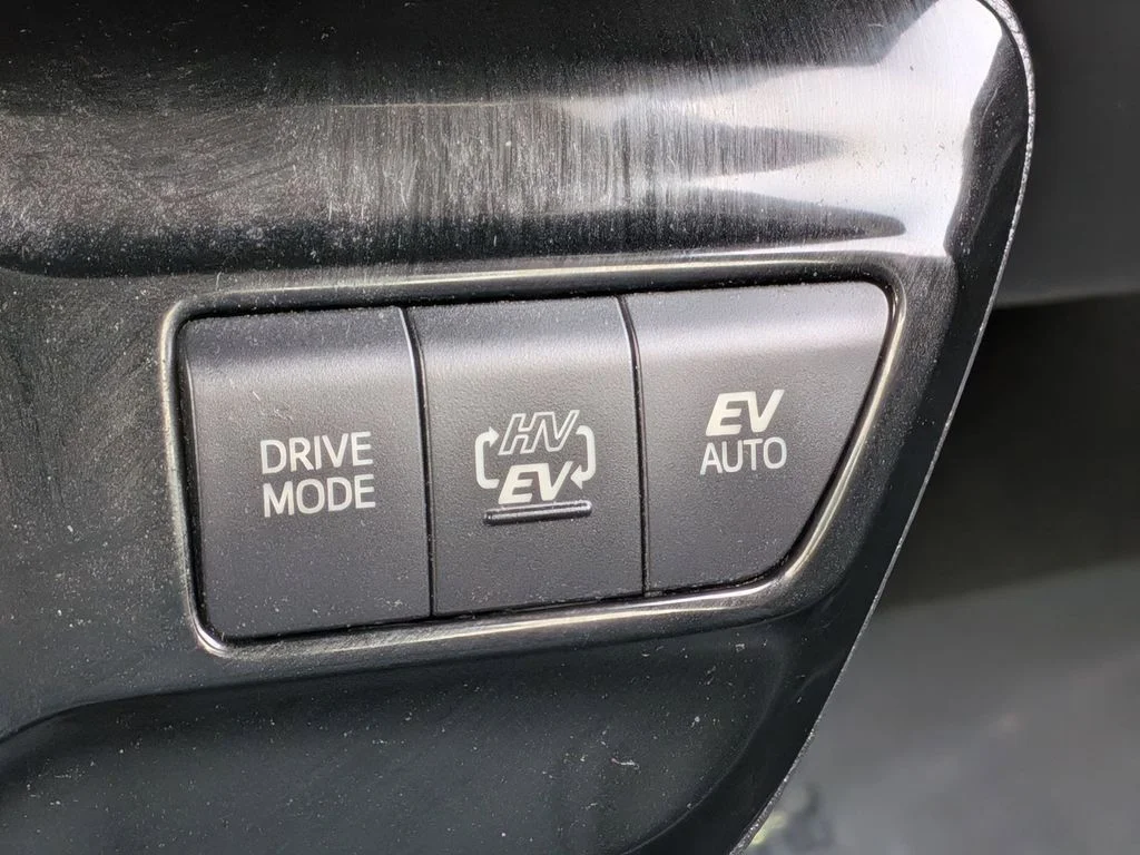 Used 2020 Red Toyota Limited image 20