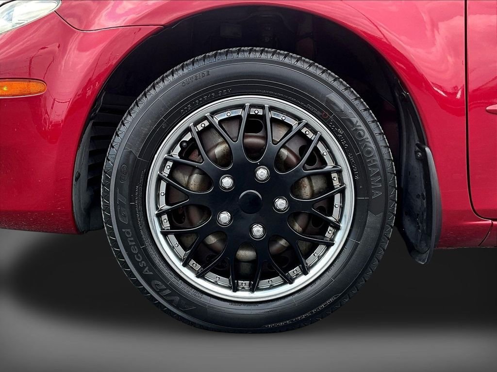 Used 2005 Red Mazda i image 30