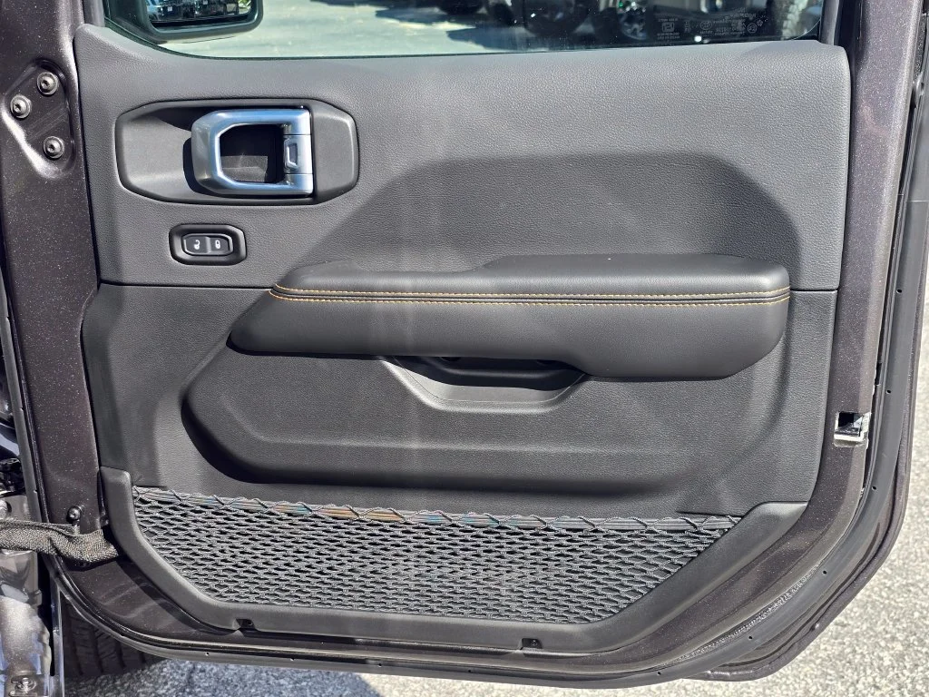 New 2026 Gray Jeep Sahara image 36