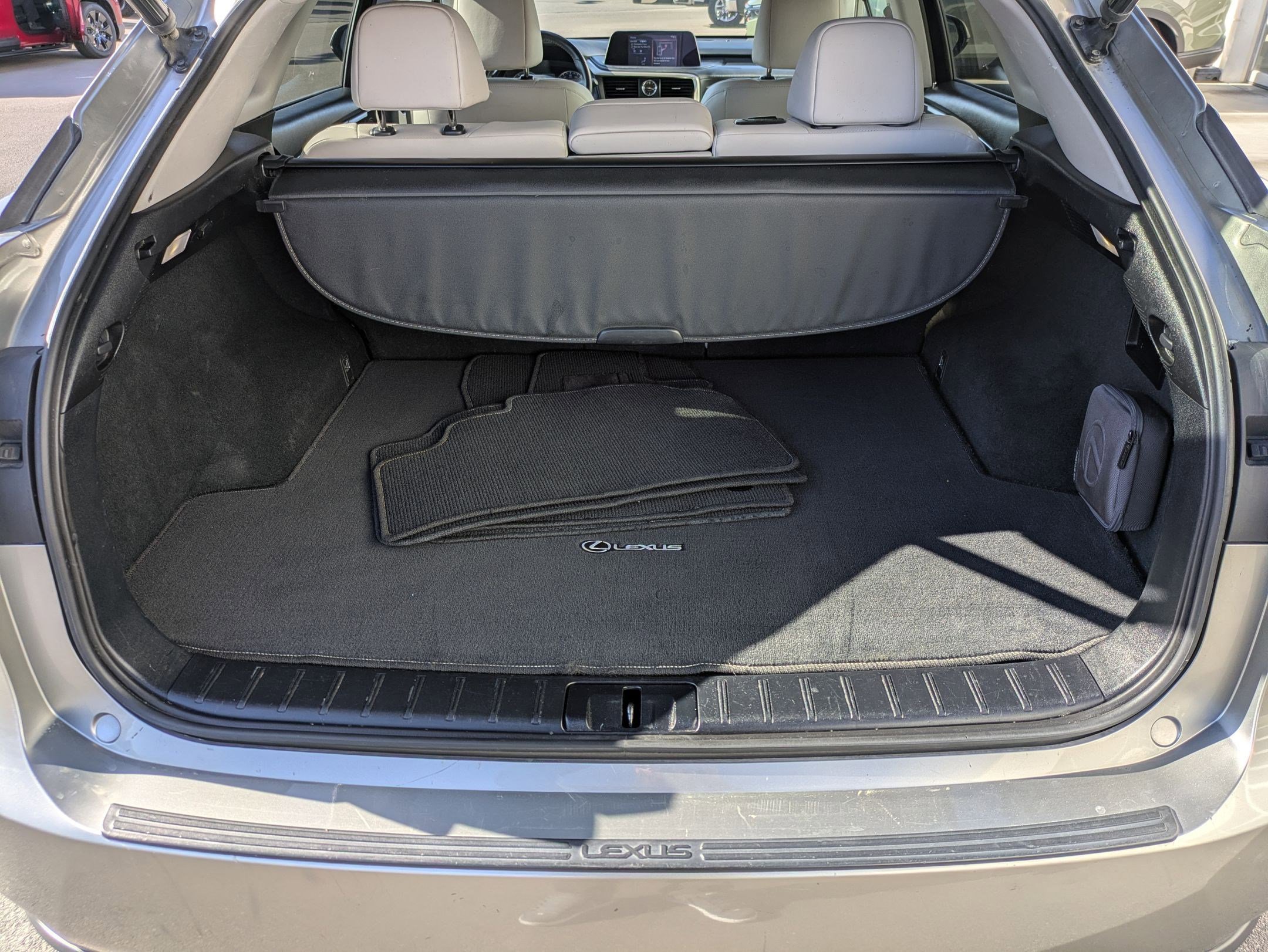 Used 2022 Silver Lexus RX 350 image 27