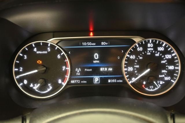 Used 2022 Orange Nissan SR image 4