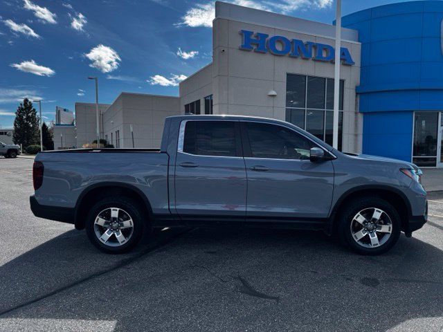 Used 2025  Honda RTL image 4