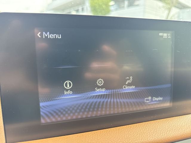 2024 Lexus IS 300 - Photo 18