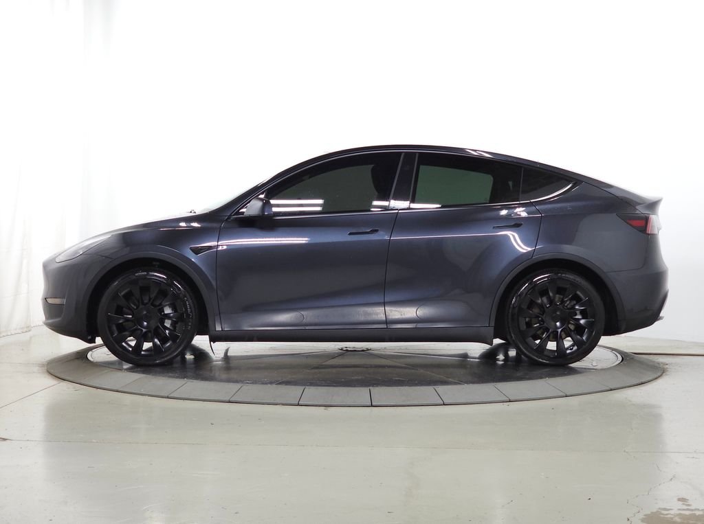 Used 2024 Stealth Gray Tesla Long Range image 6