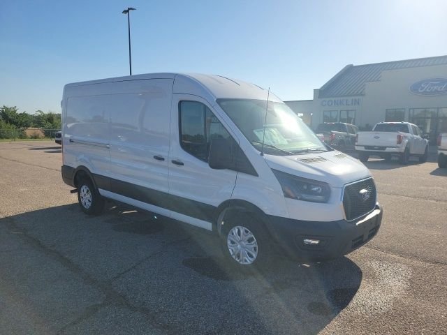 New 2026 Oxford White Ford Cargo Van image 49