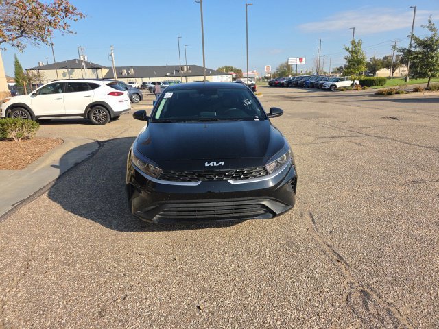 Used 2024 Black Kia LXS image 4