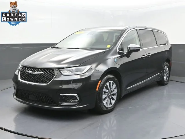 2023 Chrysler Pacifica Hybrid