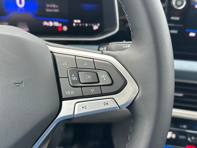 2025 Volkswagen Jetta SE - Photo 39