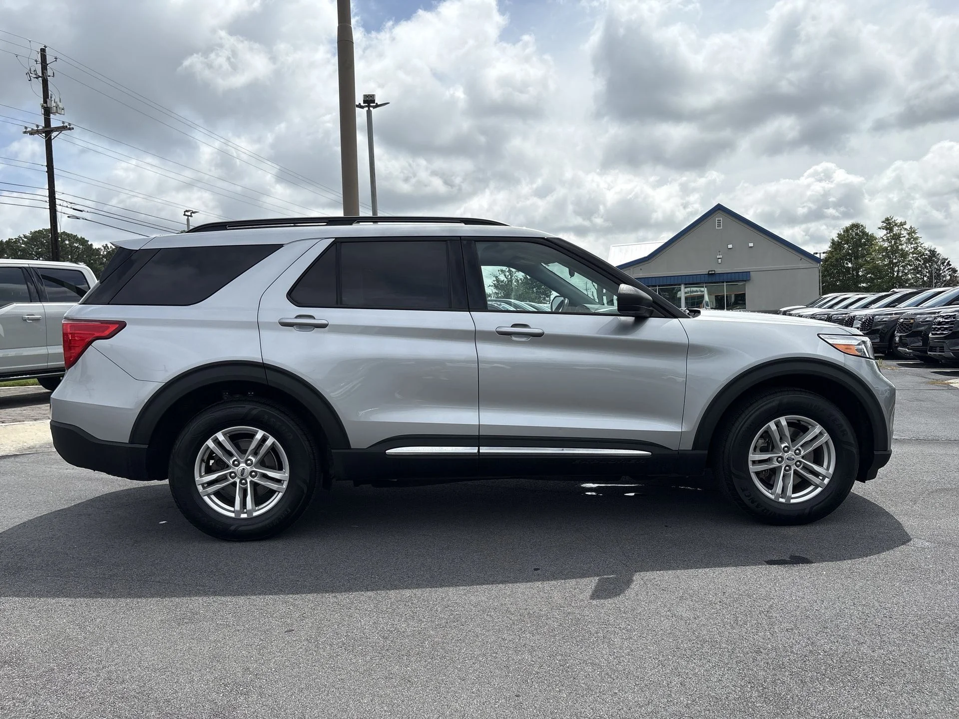 Certified Used 2023 Silver Metallic Ford XLT image 30