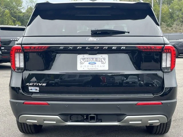 New 2027 Black Ford Active image 3