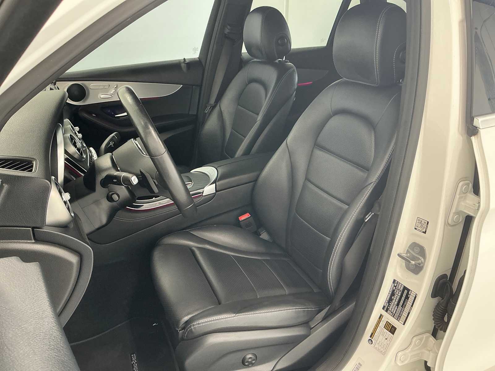Certified Used 2020 Polar White Mercedes-Benz GLC 300 image 22