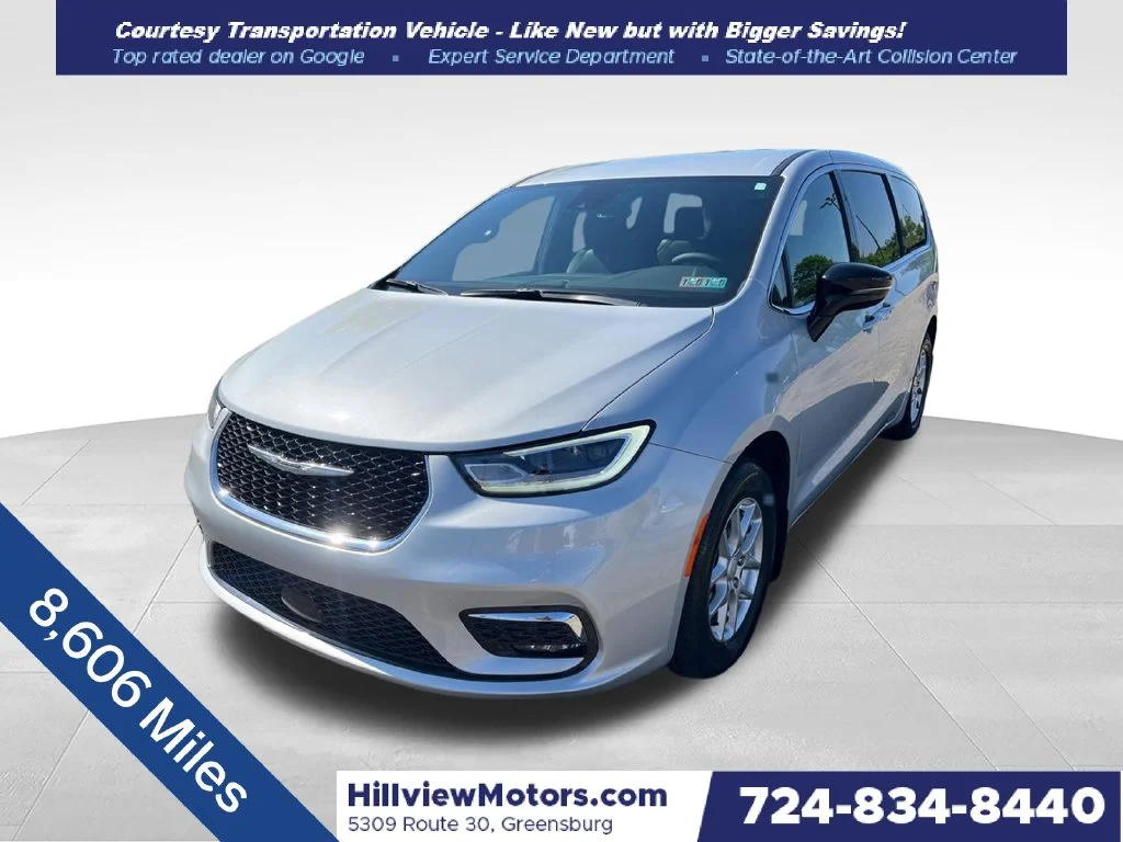 Silver Mist Clear-Coat Exterior Paint 2026 Chrysler Pacifica Minivan Front-Wheel Drive