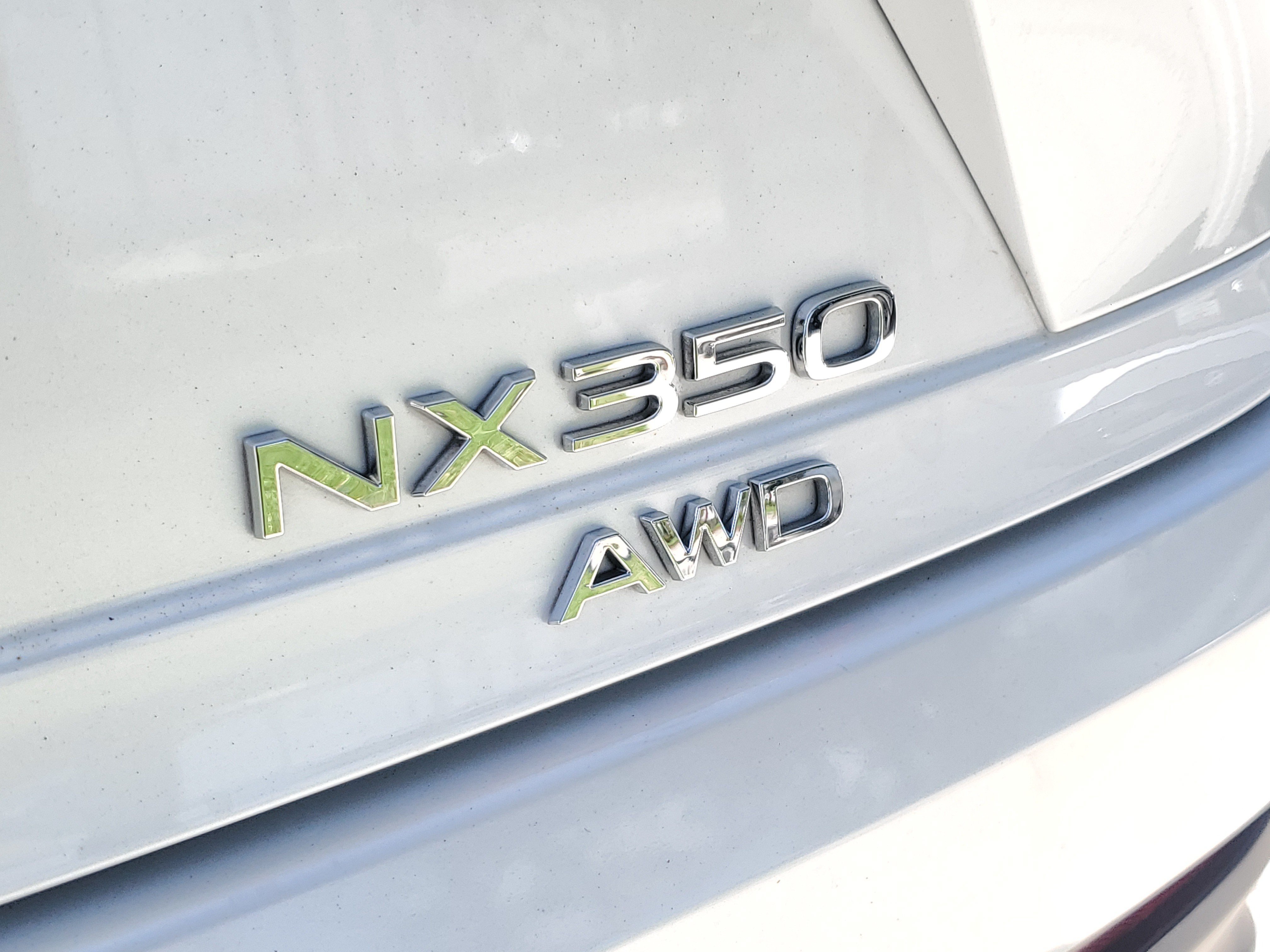 Certified Used 2023 White Pearl Lexus NX 350 Premium image 9