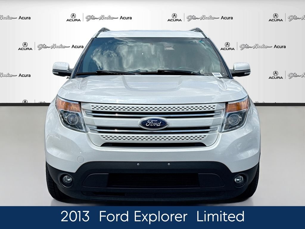 Used 2013 White Ford Limited image 4