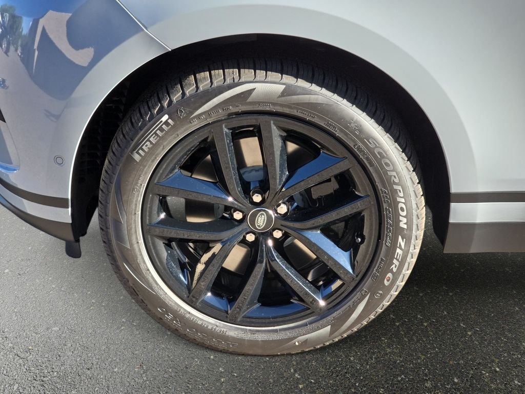 New 2026 Arroios Grey Land Rover S image 22