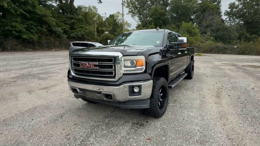 Used 2015 Black GMC SLT image 4