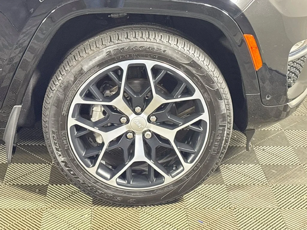 Used 2023 Black Jeep Summit Reserve image 24