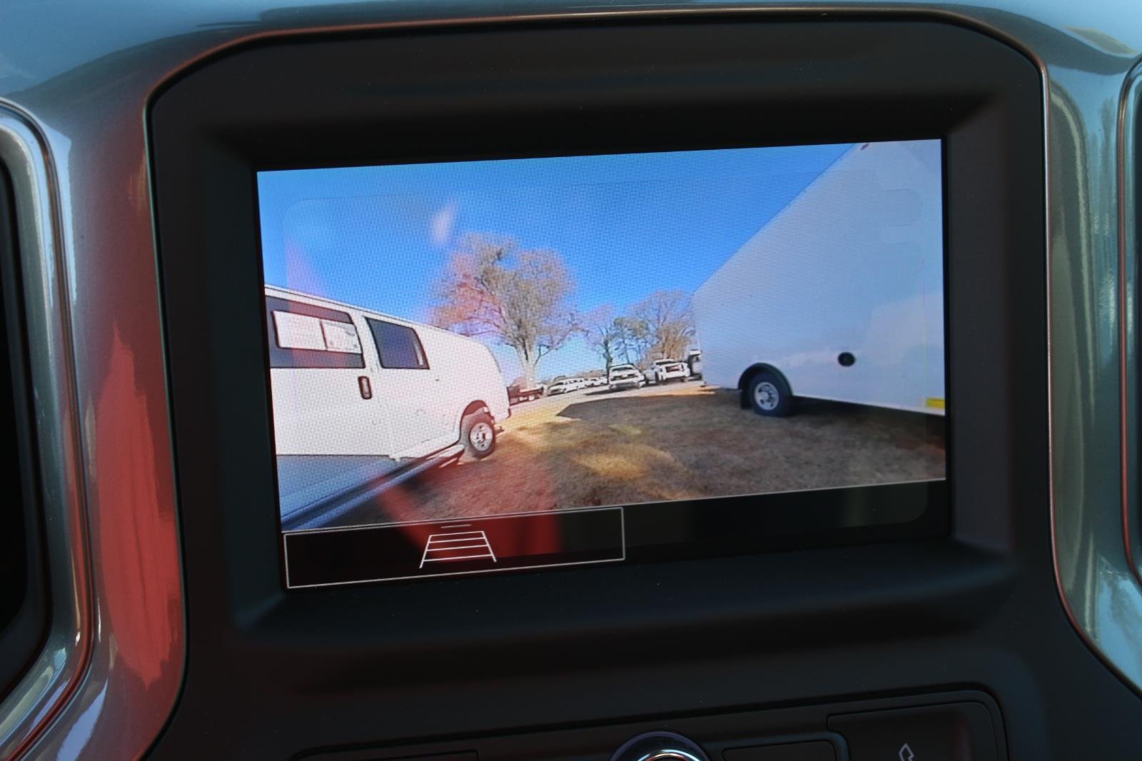 New 2026 Summit White Chevrolet Work Truck image 27