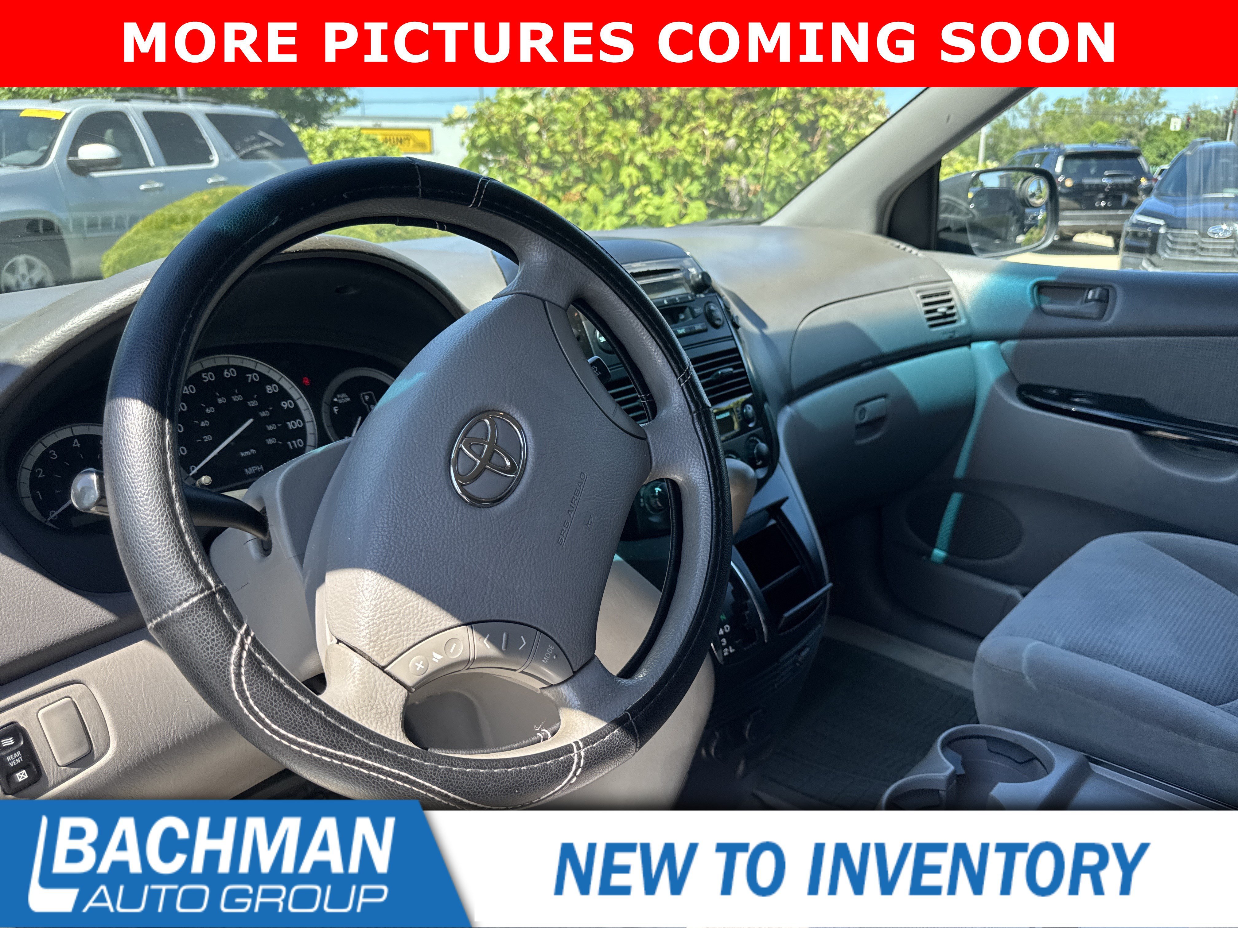 Used 2005 Blue Mirage Metallic Toyota LE image 12