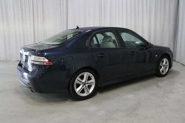 Used 2011 Black Saab Turbo4 image 30