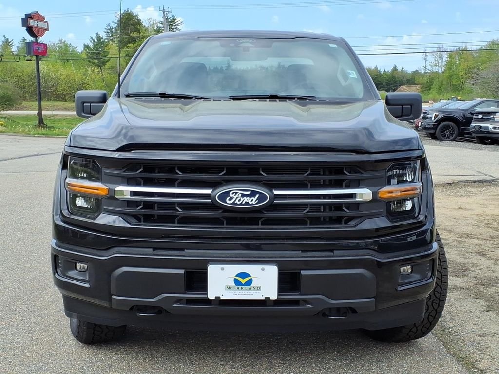 New 2026 Agate Black Metallic Ford XLT image 3