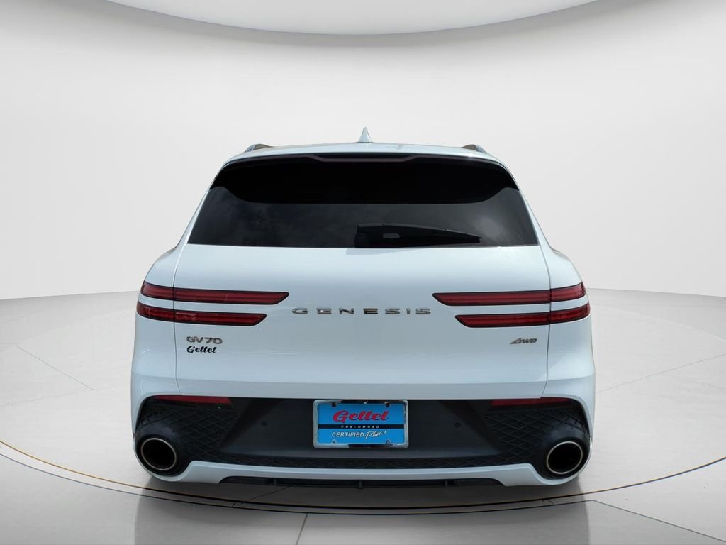 Used 2022 White Genesis 2.5T image 6
