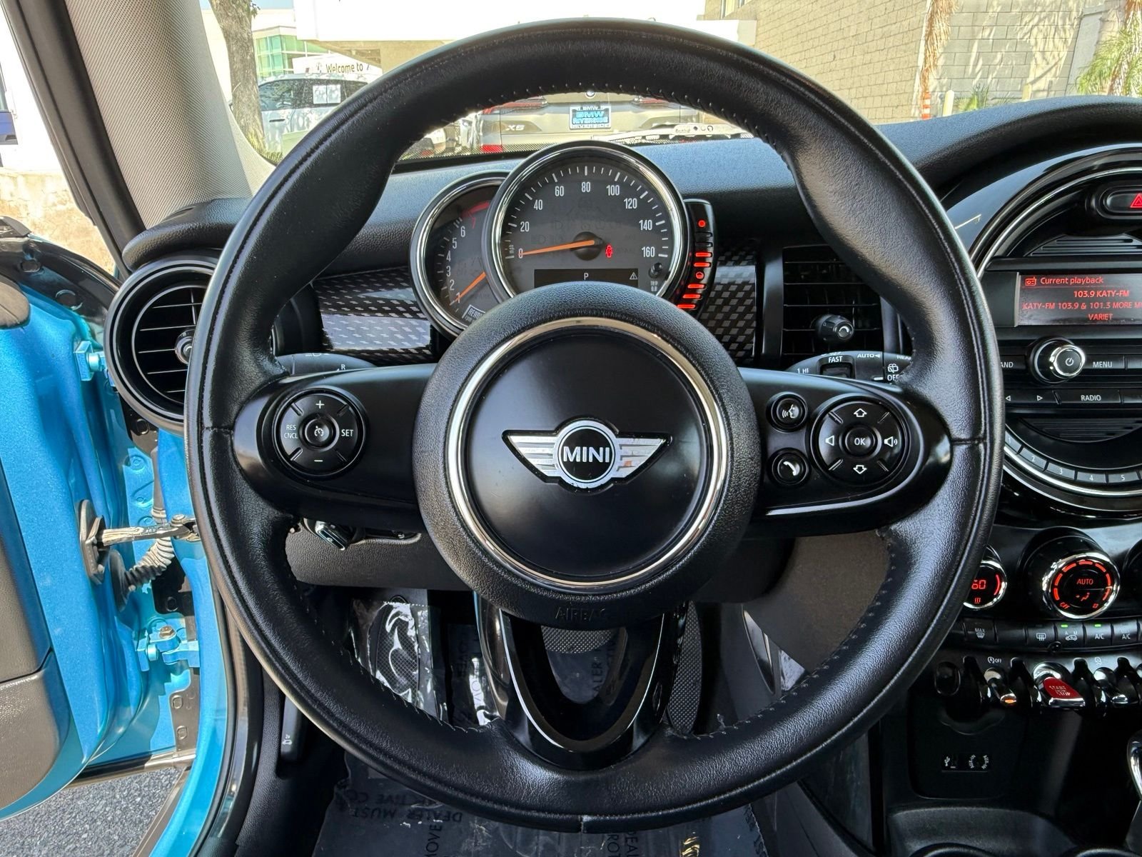 Used 2016 Blue MINI Base image 23