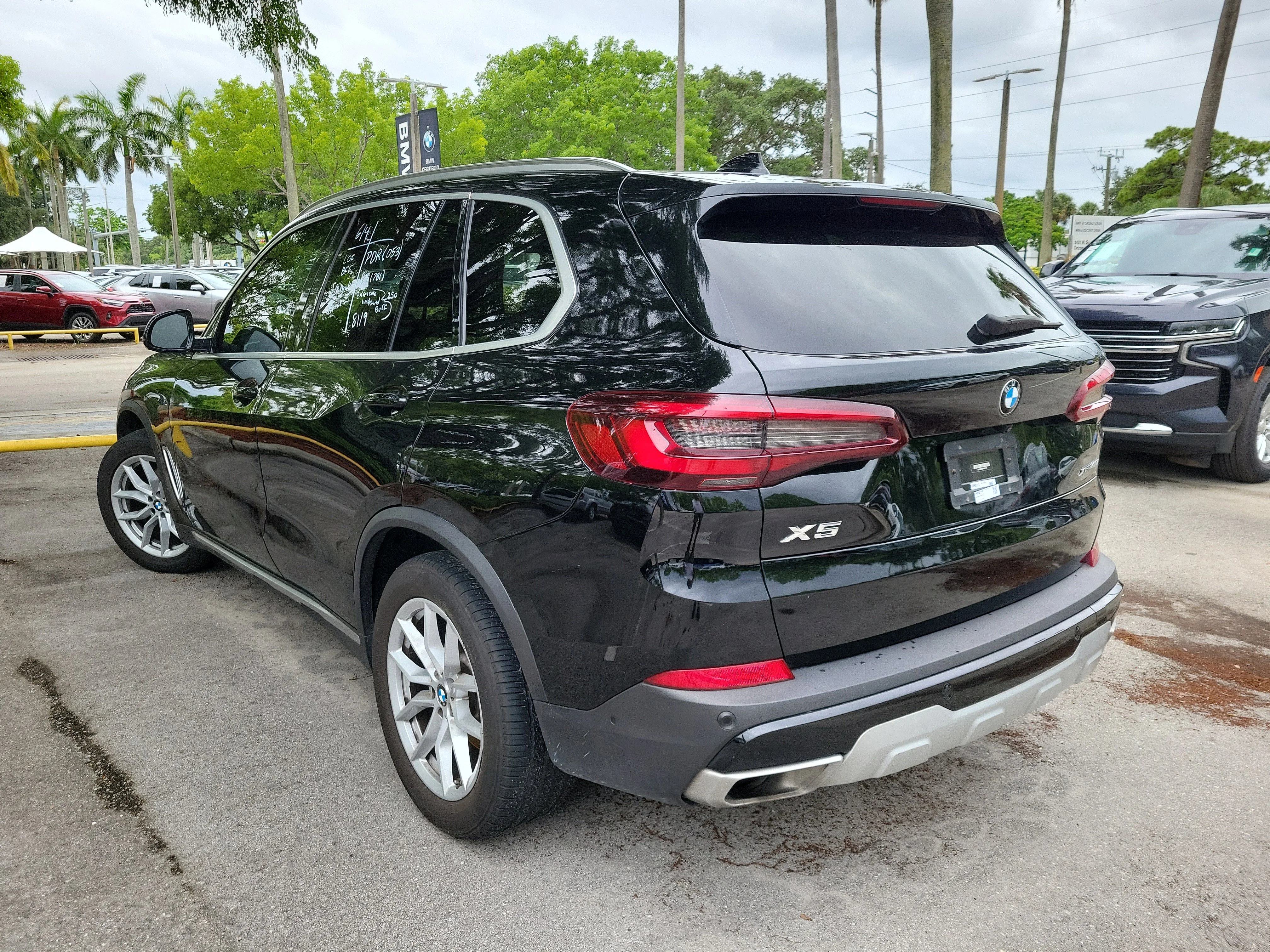 Used 2023 Jet Black BMW xDrive40i image 5