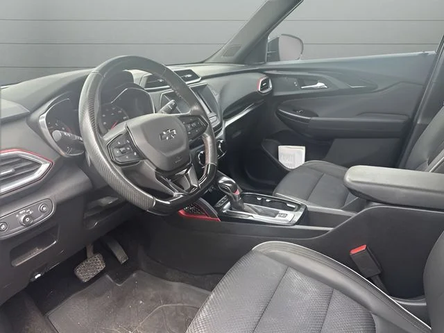 Used 2022 Black Chevrolet RS image 7