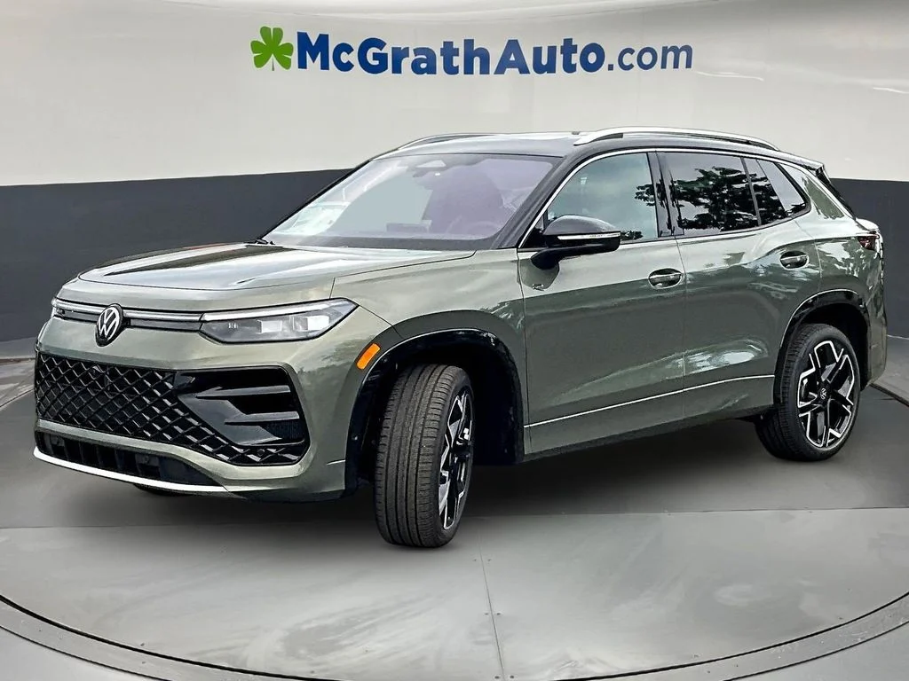 New 2026 Avocado Green  W/Black Roof Volkswagen 2.0T SEL R-Line Turbo image 2