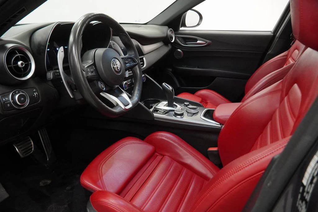 Used 2024 Gray Alfa Romeo Veloce image 18