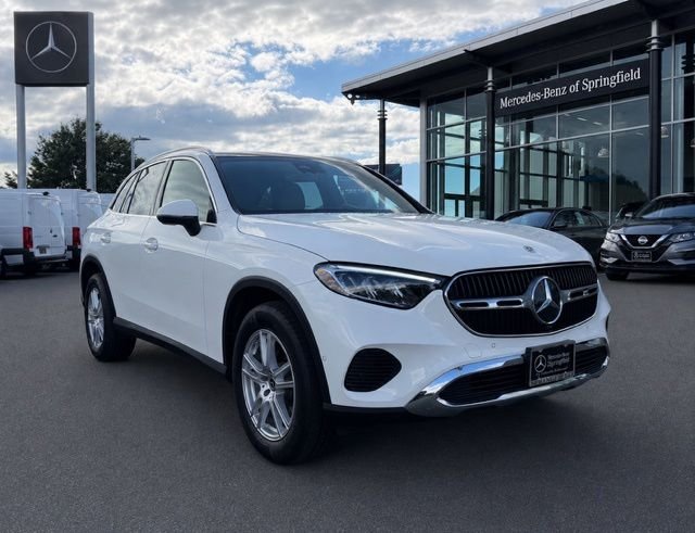 2025 Mercedes-Benz GLC