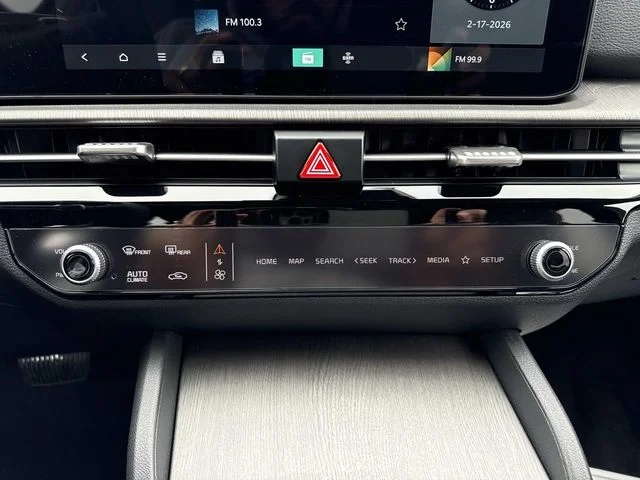 New 2026 Wolf Gray Kia X-Line image 22