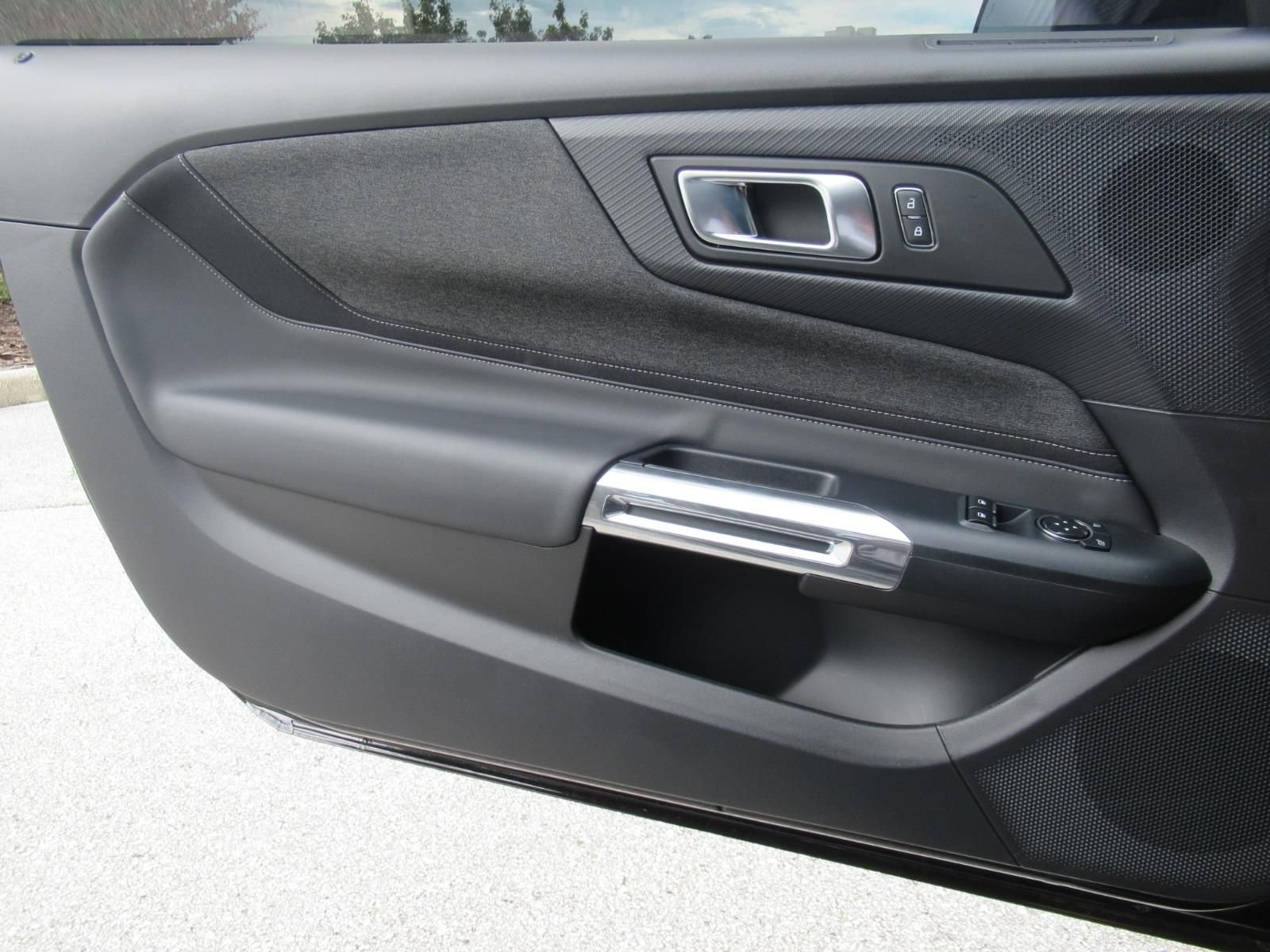 Used 2025 Black Ford GT image 21