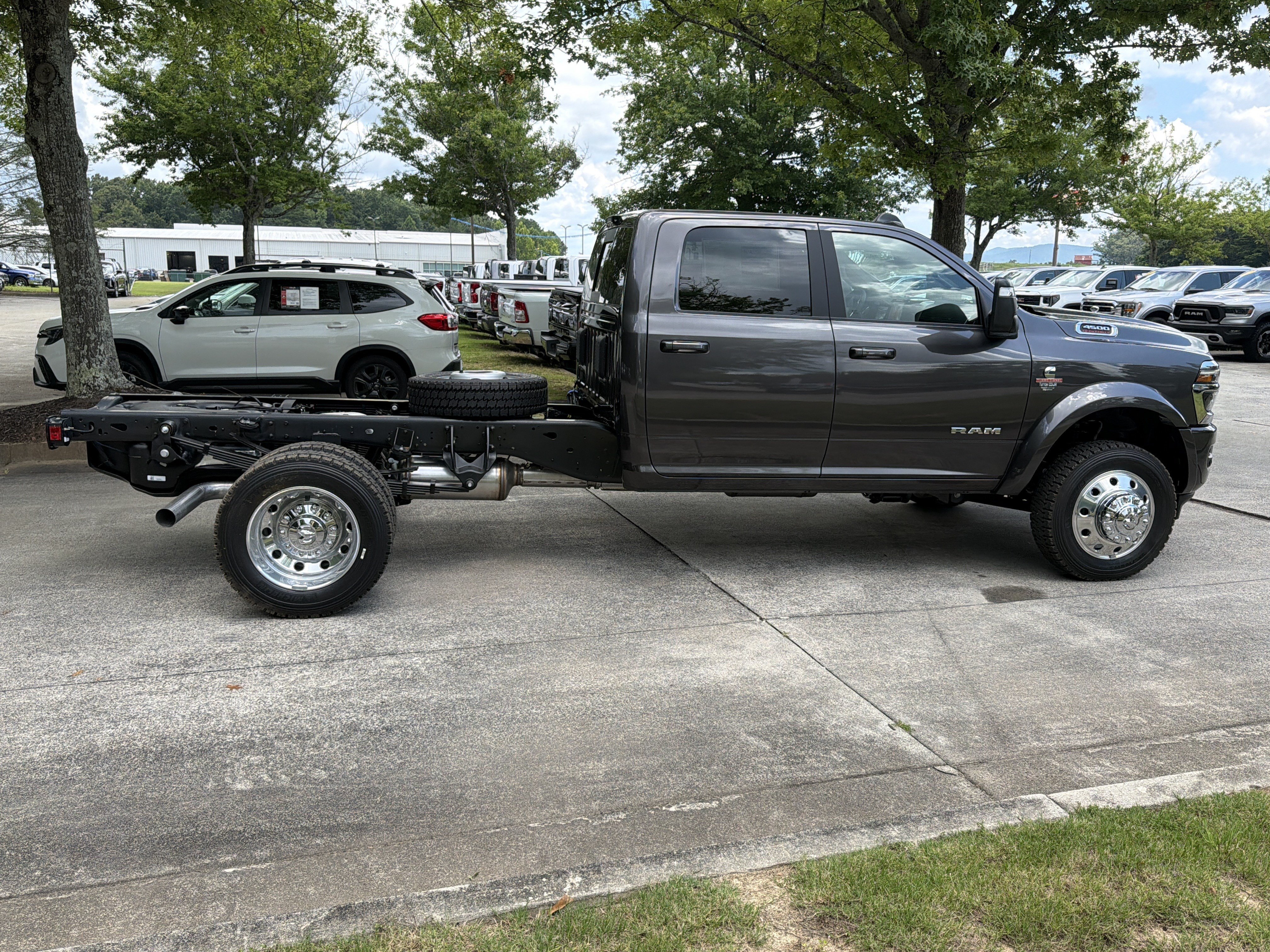 New 2026 Granite Crystal Metallic Clearcoat RAM Big Horn image 8