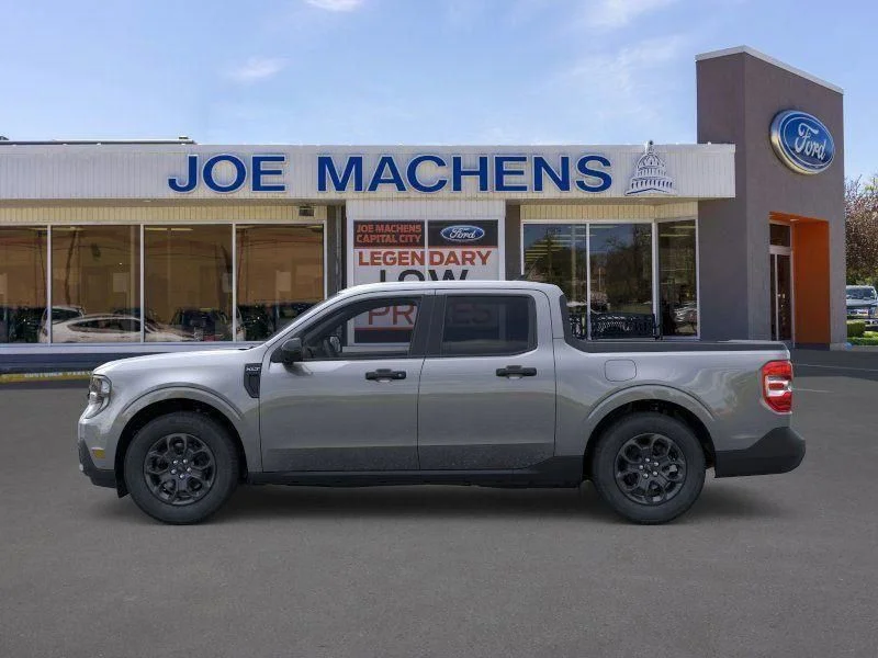 New 2026 Carbonized Gray Metallic Ford XLT image 5