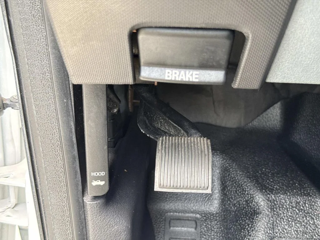 Used 2016 White Ford XL image 43