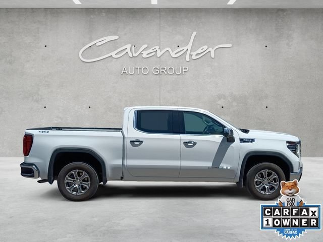 Used 2025 Summit White GMC SLT image 17
