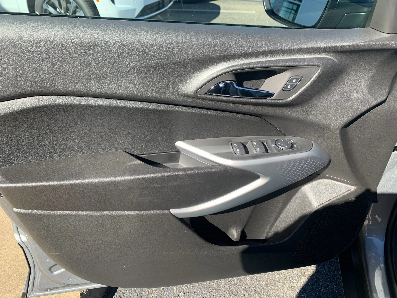 2026 Chevrolet Trax LS - Photo 11