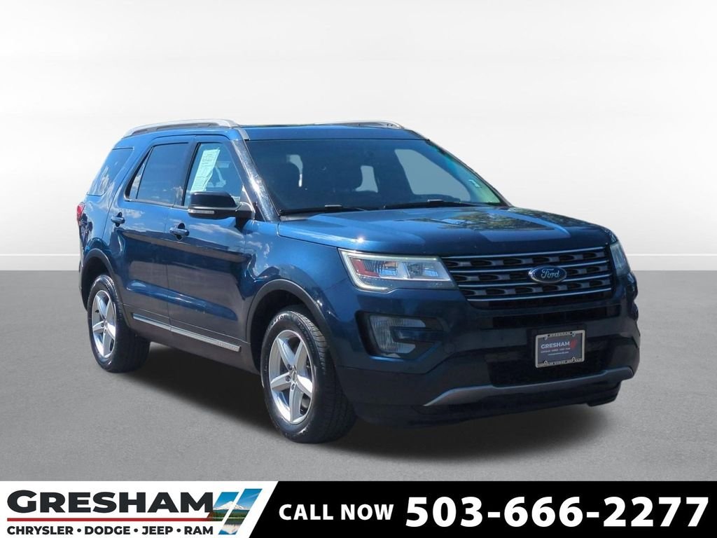 2017 Ford Explorer XLT 4WD's photo